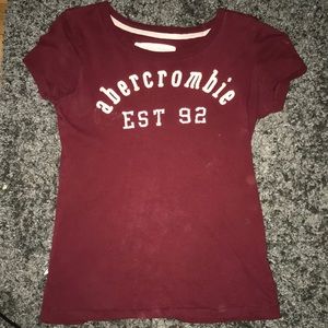 Maroon Abercrombie t-shirt
